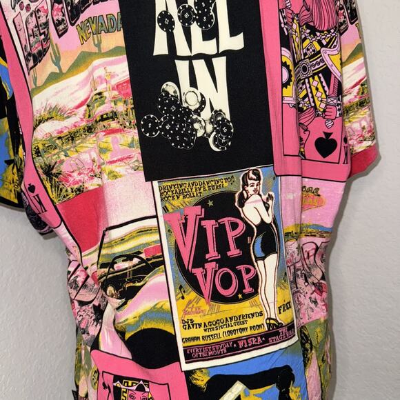 Guess Shirt Men’s Large Pink Casino Card Print Short Sleeve Button Up - Picture 4 of 10